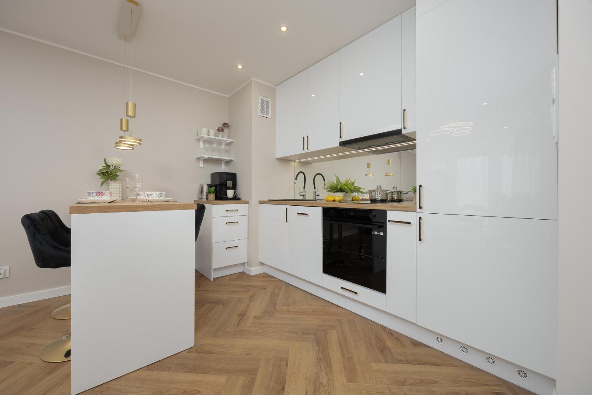 Apartment Tasteful Grzybowska Near Centre By Renters *